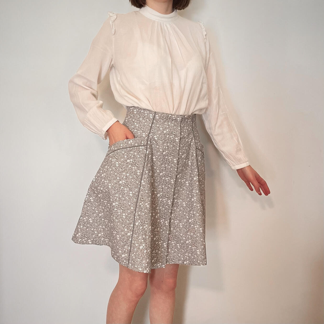 Jupe trapรจze boutonnรฉe